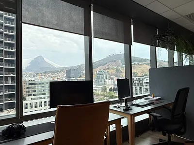 Commercial Property To Rent in Cape Town - BqzV.webp