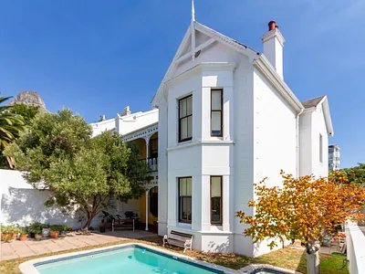 4 Bedroom House For Sale in Cape Town - davn.webp
