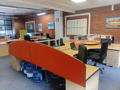 Commercial Property To Rent in Cape Town - b15d.webp