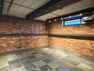 Commercial Property To Rent in Cape Town - i4Um.webp