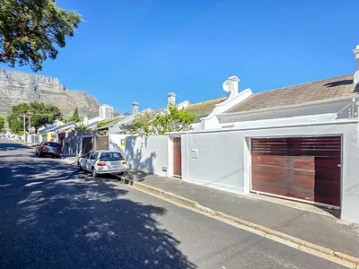 2 Bedroom House For Sale in Cape Town - N5GN.webp