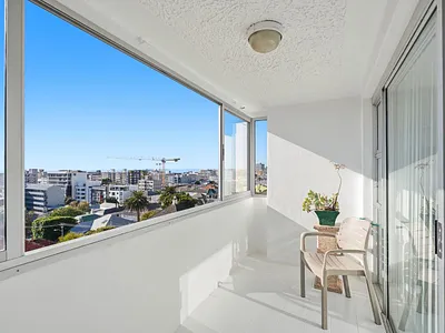 2 Bedroom Apartment To Rent in Cape Town - img