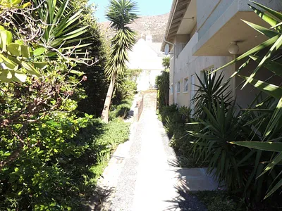 1 Bedroom Apartment For Sale in Cape Town - GRzY.webp