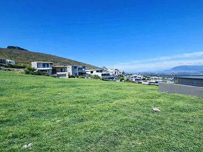 Vacant Land For Sale in Parow - RtxR.webp