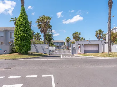 1 Bedroom Apartment For Sale in Milnerton - img