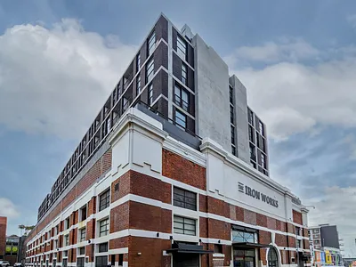 1 Bedroom Apartment For Sale in Cape Town - 22Jq.webp