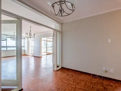 3 Bedroom Apartment To Rent in Cape Town - 1evk.webp