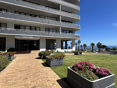 3 Bedroom Apartment To Rent in Cape Town - 2WTS.webp