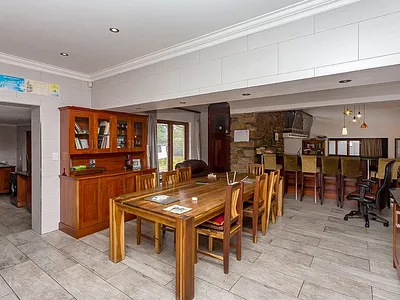 5 Bedroom House To Rent in Milnerton - u6Ei.webp