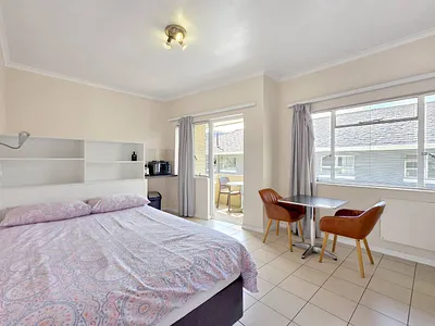 2 Bedroom Apartment For Sale in Cape Town - Wc2e.webp
