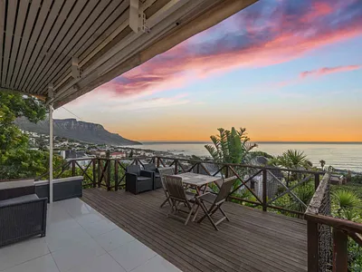 5 Bedroom House For Sale in Cape Town - PjUs.webp