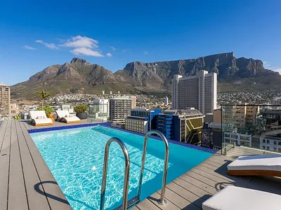 0.5 Bedroom Apartment For Sale in Cape Town - 8xA5.webp