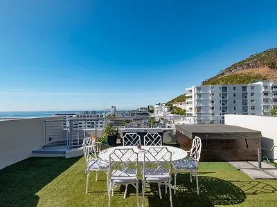 2 Bedroom Apartment For Sale in Cape Town - qKiS.webp