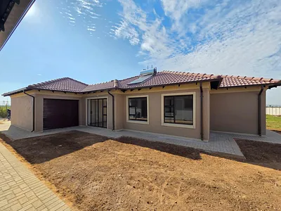 3 Bedroom House For Sale in Boksburg - img