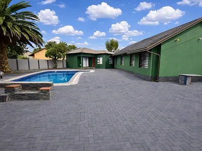 3 Bedroom House For Sale in Benoni - X5uI.webp