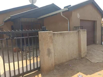 2 Bedroom House For Sale in Boksburg - img