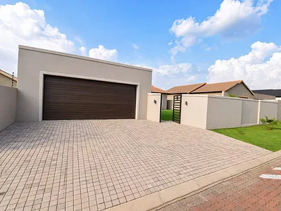 3 Bedroom House For Sale in Brakpan - img