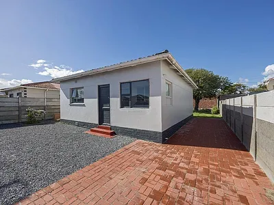 3 Bedroom House For Sale in Milnerton - ARCa.webp