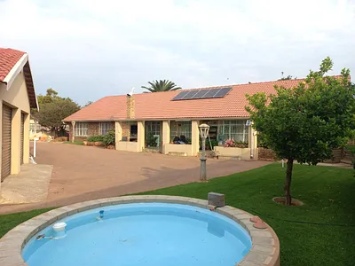 3 Bedroom House For Sale in Klippoortjie, Germiston - 9qRj.webp