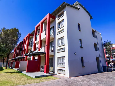 1 Bedroom Apartment For Sale in Pretoria - img