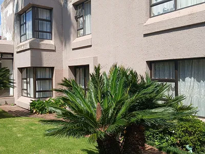 8 Bedroom House For Sale in Johannesburg - img