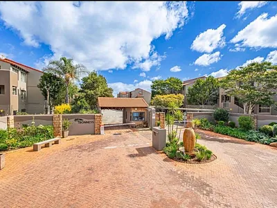 2 Bedroom Apartment For Sale in Benoni - aKbK.webp