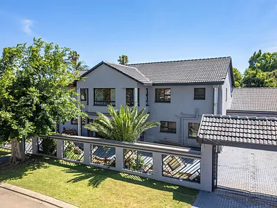 6 Bedroom House For Sale in Benoni - wAAu.webp
