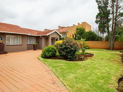 4 Bedroom House For Sale in Bakerton, Springs - zTMg.webp