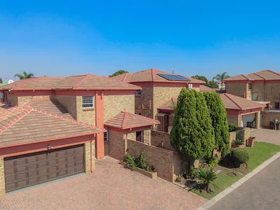 3 Bedroom House For Sale in Boksburg - JsKo.webp