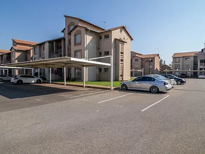 3 Bedroom Apartment For Sale in Benoni - 9dTI.webp