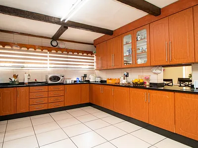 5 Bedroom House For Sale in Bakerton, Springs - FKEW.webp