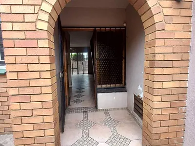 2 Bedroom Apartment For Sale in Springs - rKLQ.webp