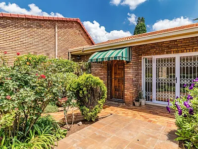 2 Bedroom Townhouse For Sale in Benoni - img