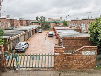 3 Bedroom Townhouse For Sale in Benoni - img