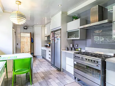 5 Bedroom House For Sale in Benoni - VZfT.webp