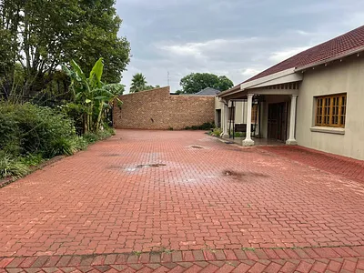 Commercial Property To Rent in Benoni - Y975.webp