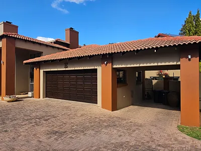 3 Bedroom House For Sale in Vereeniging - HYyd.webp