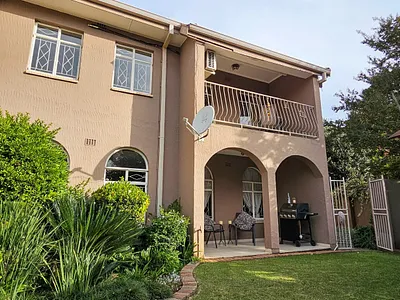 3 Bedroom Townhouse For Sale in Vereeniging - ib29.webp