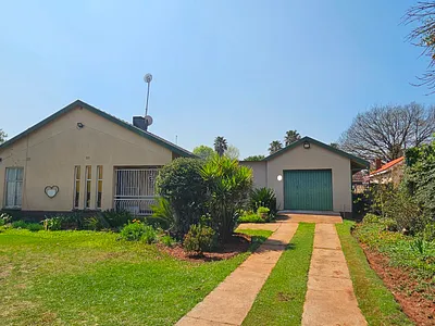 3 Bedroom House For Sale in Risiville, Vereeniging - Qeuu.webp