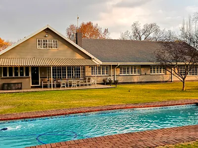4 Bedroom House For Sale in Vereeniging - fXzQ.webp