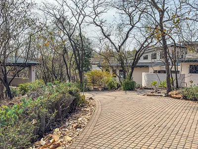 4 Bedroom Townhouse For Sale in Nelspruit - img
