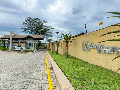 2 Bedroom Townhouse For Sale in Nelspruit - img