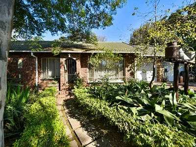 3 Bedroom House For Sale in Pretoria - img