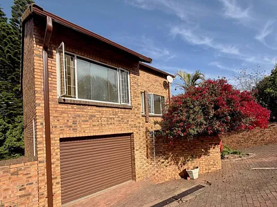 2 Bedroom Townhouse For Sale in Pretoria - 4G8D.webp