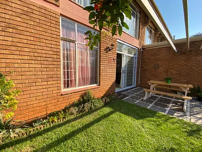 3 Bedroom Townhouse To Rent in Pretoria - img