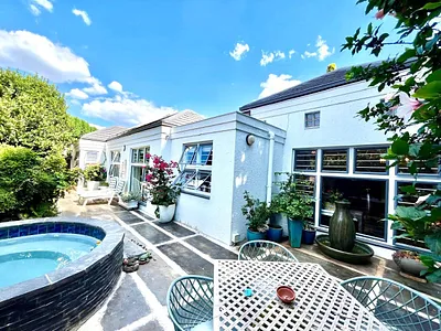 3 Bedroom Townhouse For Sale in Pretoria - img