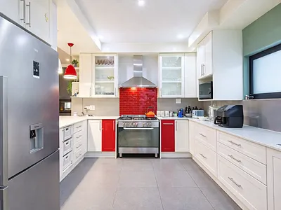 4 Bedroom House For Sale in Pretoria - img