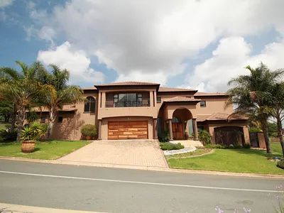 5 Bedroom House For Sale in Centurion - img