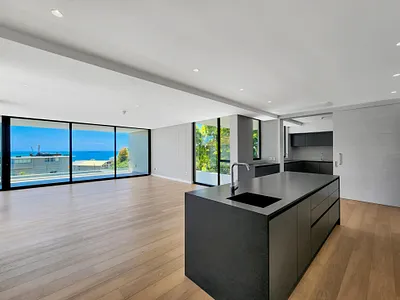 3 Bedroom Apartment To Rent in Cape Town - img