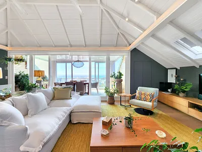 8 Bedroom Apartment For Sale in Cape Town - img